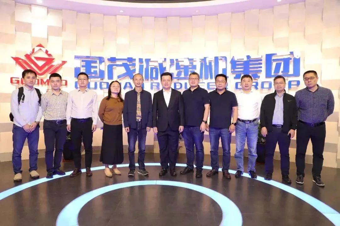 科达制造总经理杨学先一行来77779193永利股份增情谊同跨越